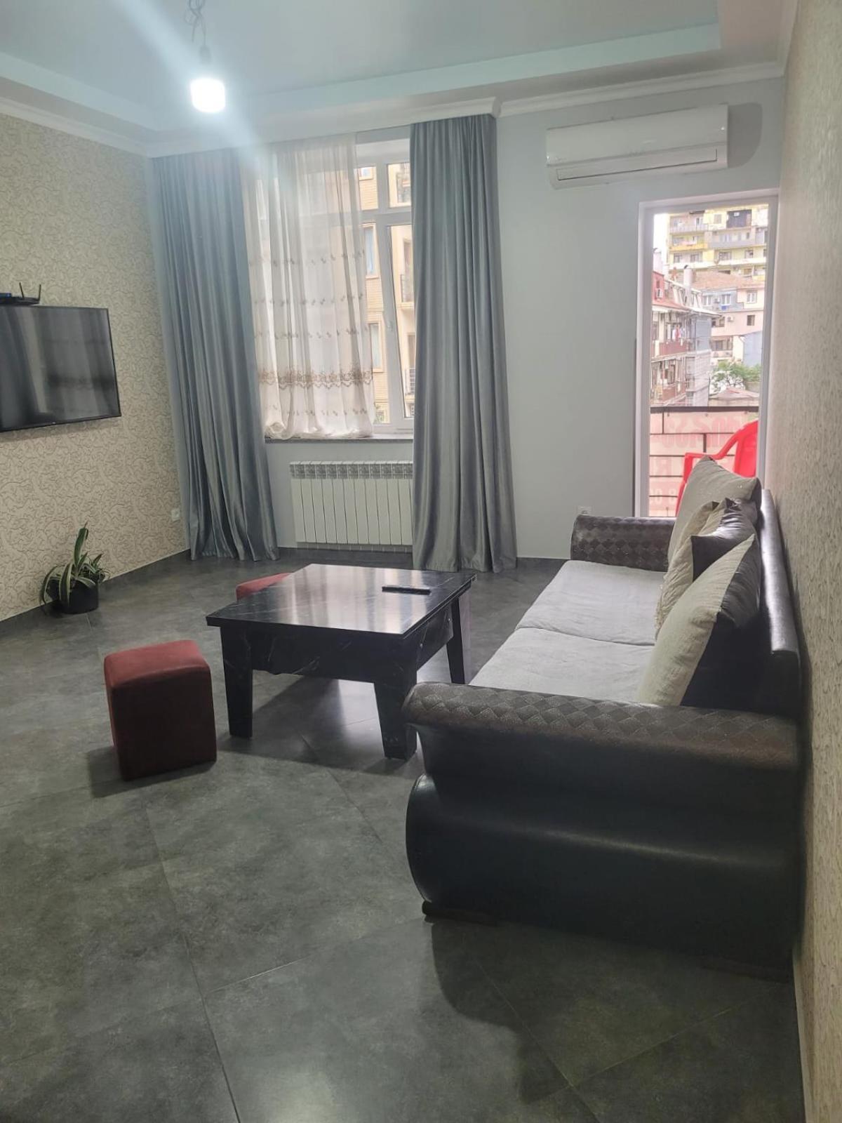 Квартира В Батуми / Apartments In Μπατούμι Εξωτερικό φωτογραφία